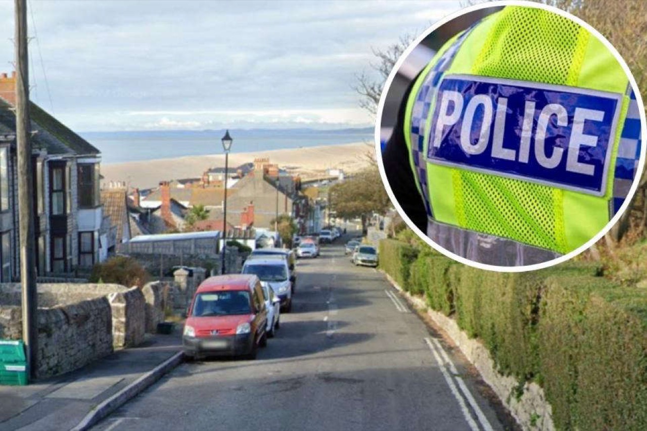 Car hits parked vehicles in Portland crash